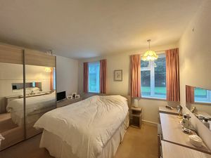 Photo 1- click for photo gallery